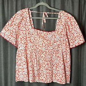 Old Navy (NWT) Short Sleeve, Tie back floral blouse 🌺